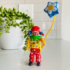 5597 Playmobil Mystery Figure Series 8 Girl Clown